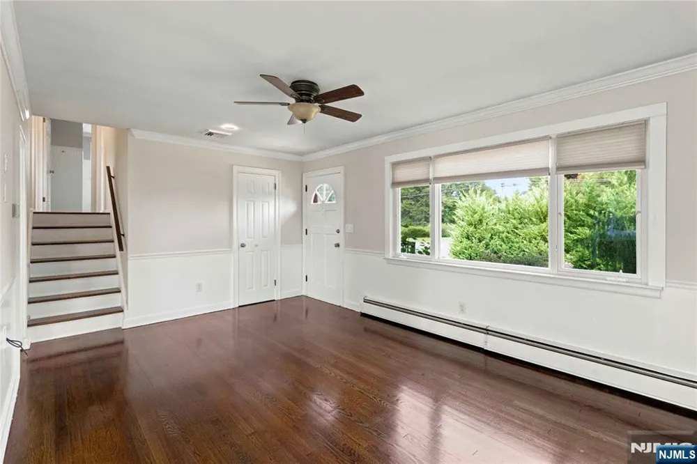 112 Sand Road Fairfield, NJ 07004