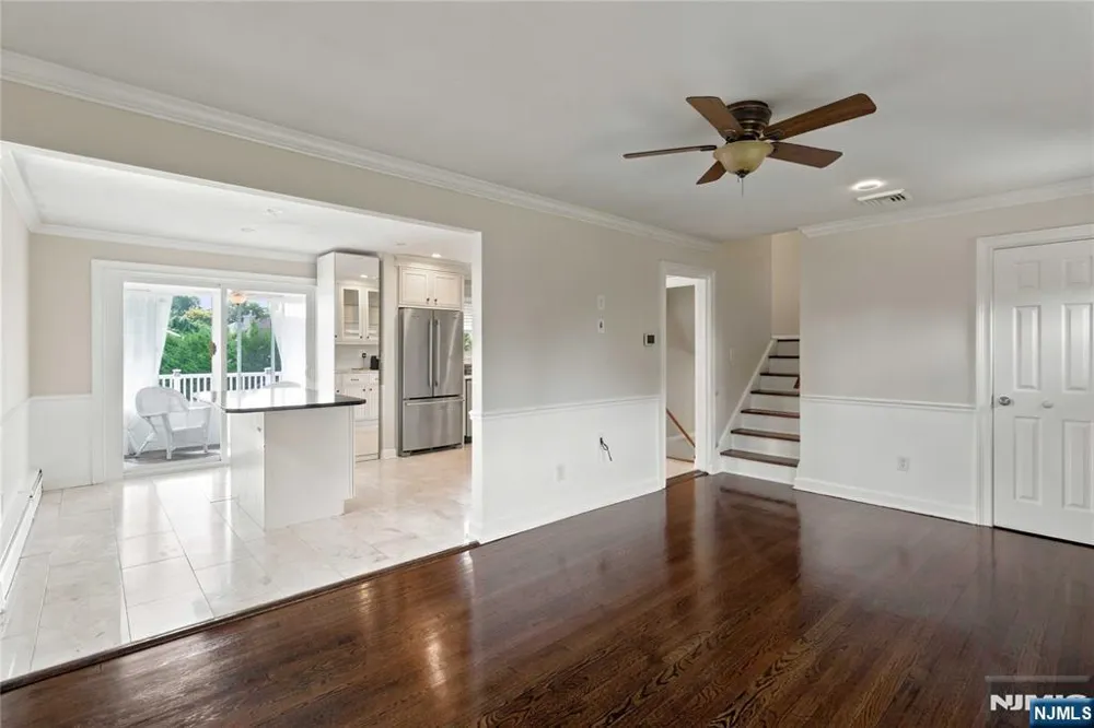 112 Sand Road Fairfield, NJ 07004