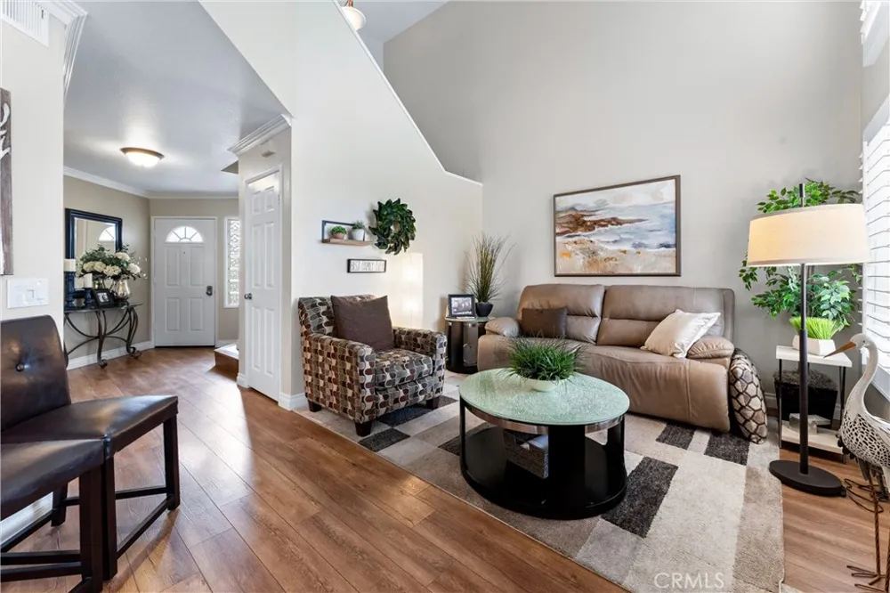 1037 S Daybreak Court Anaheim, CA 92808