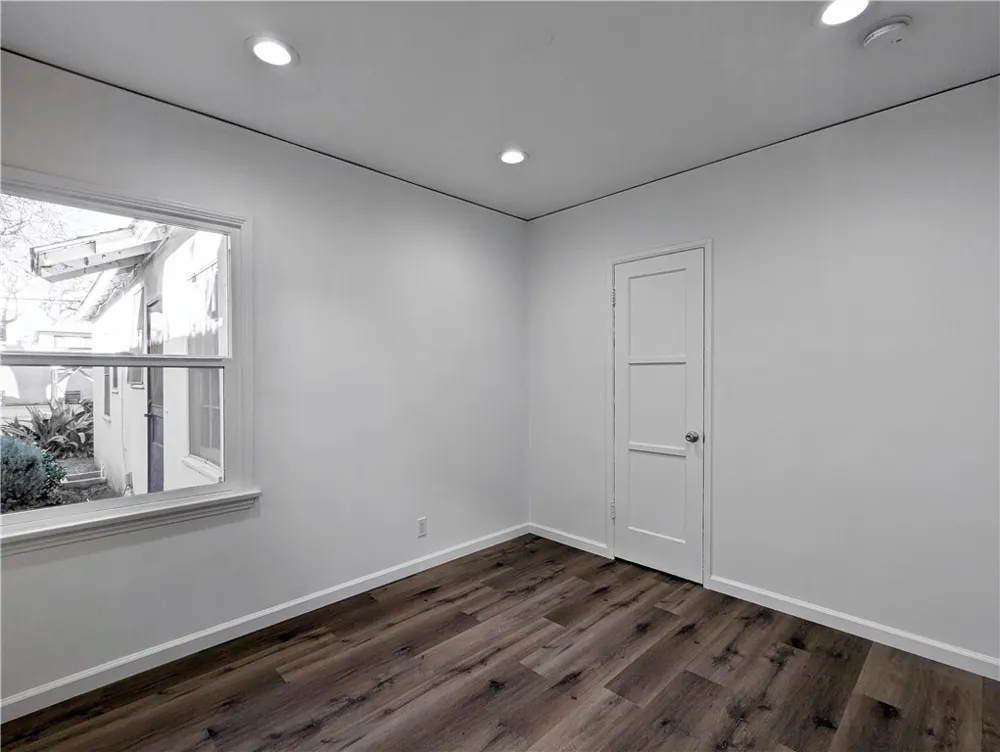 10931 Whipple Street Studio City, CA 91602