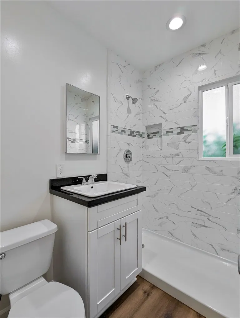 10931 Whipple Street Studio City, CA 91602