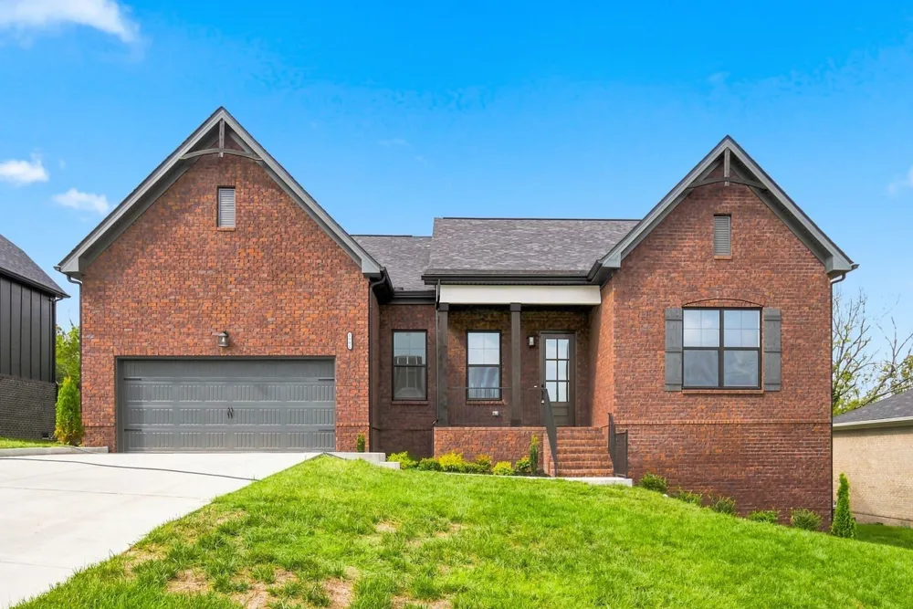 1006 Tiane Trail Gallatin, TN 37066