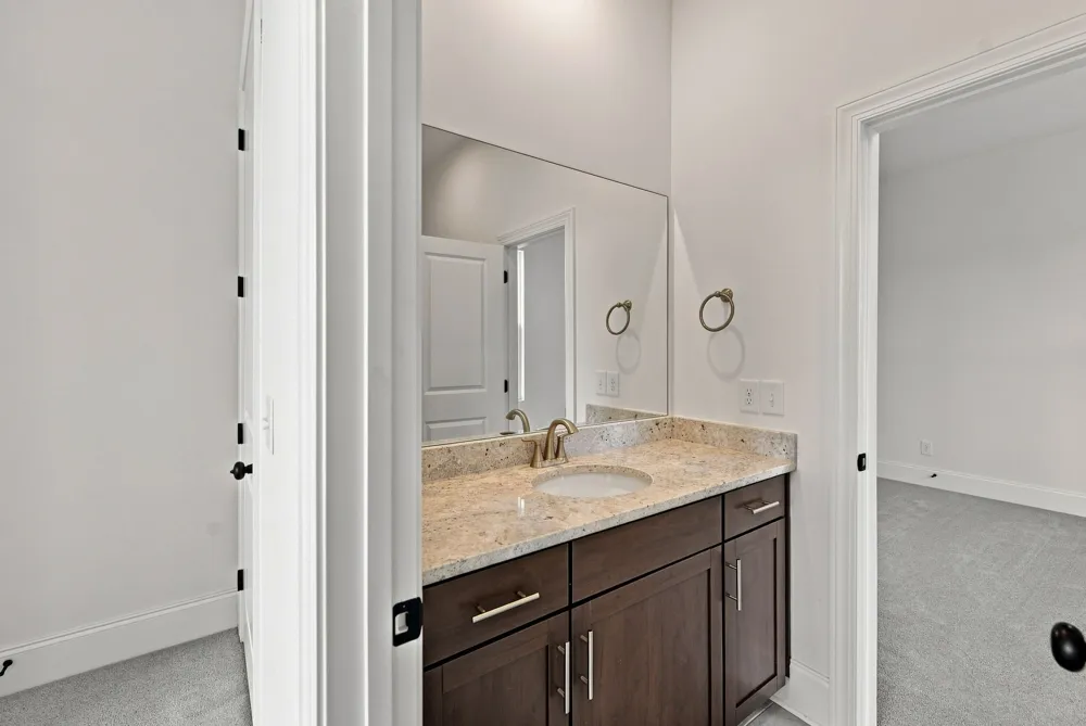 1006 Tiane Trail Gallatin, TN 37066