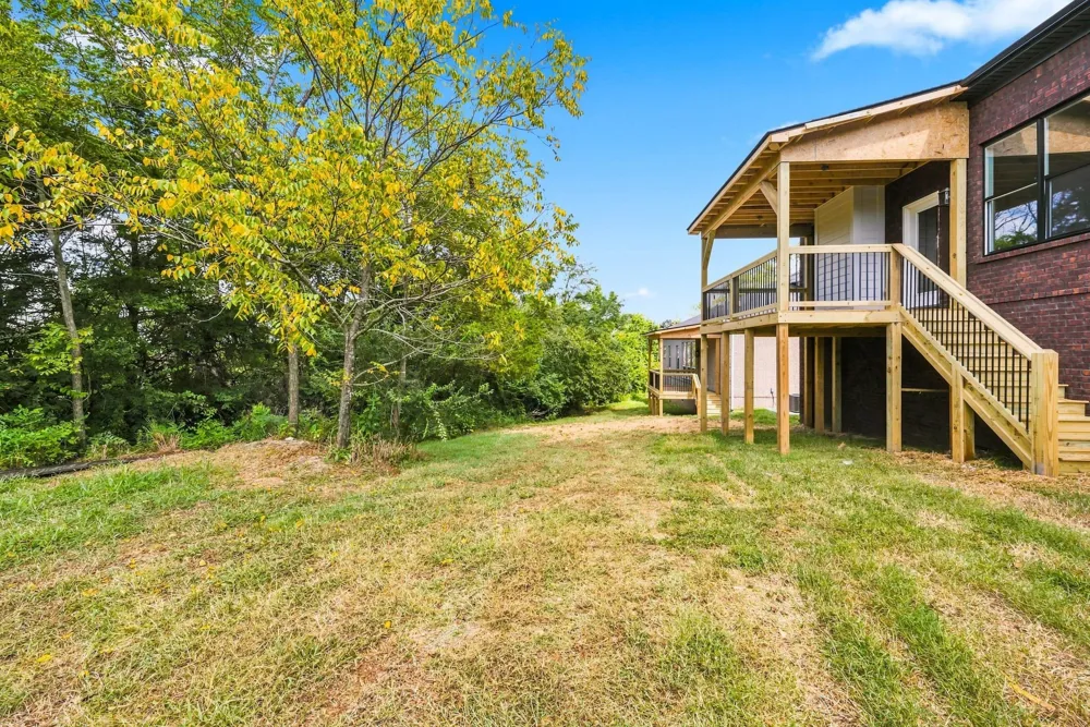1006 Tiane Trail Gallatin, TN 37066