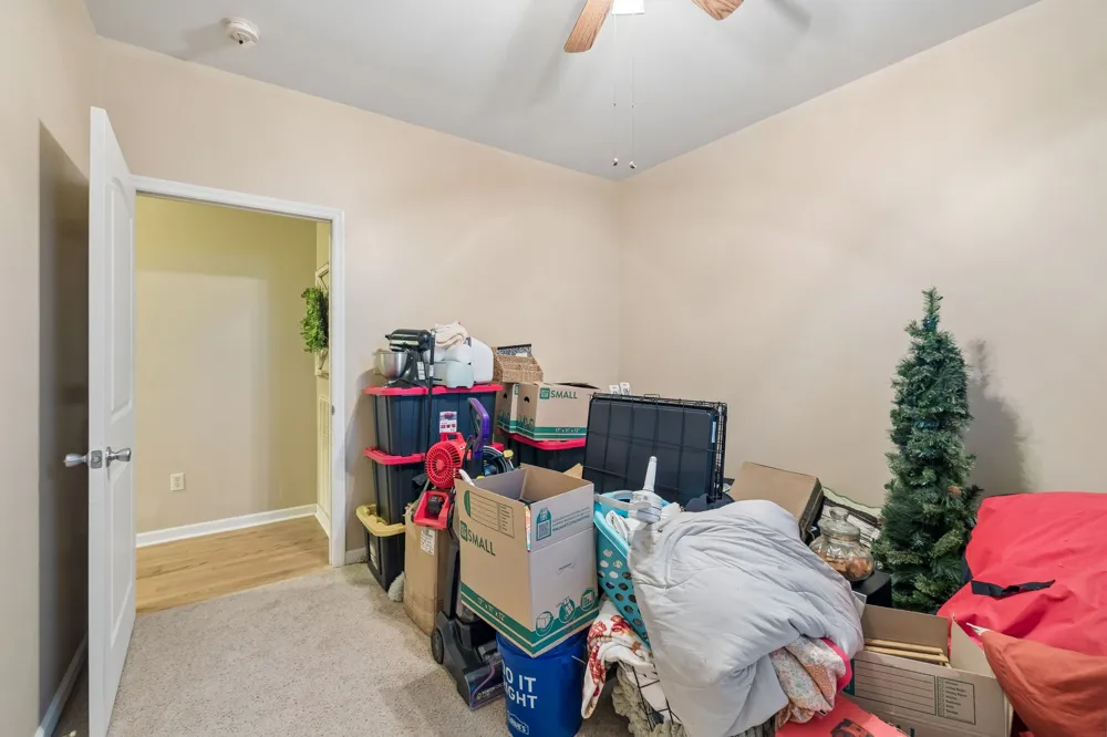 500 Hurricane Creek Rd Mc Ewen, TN 37101