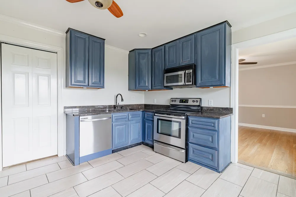 153 Country Club Dr Hendersonville, TN 37075
