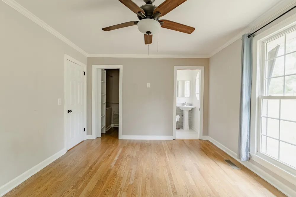 153 Country Club Dr Hendersonville, TN 37075