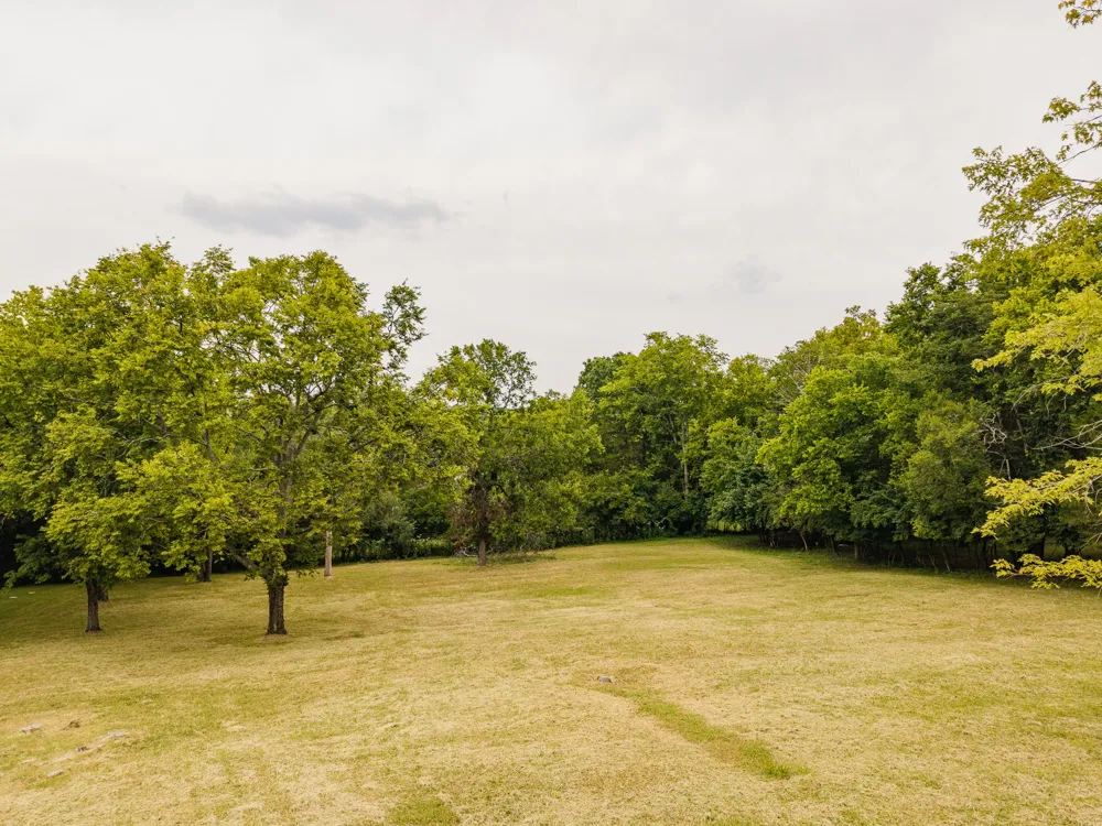 153 Country Club Dr Hendersonville, TN 37075