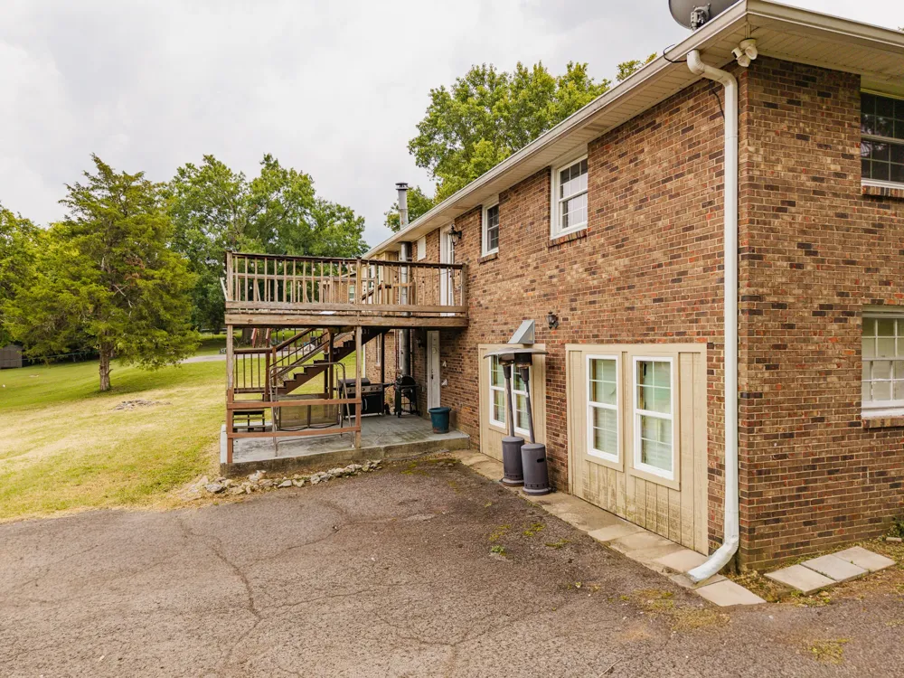 153 Country Club Dr Hendersonville, TN 37075