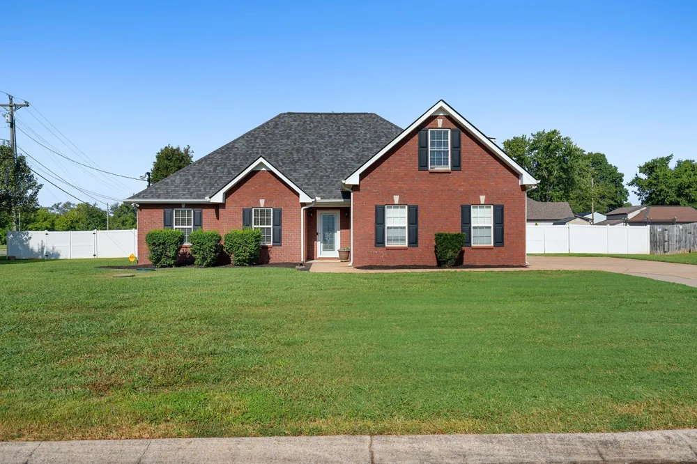 1005 Stratus Dr Murfreesboro, TN 37127