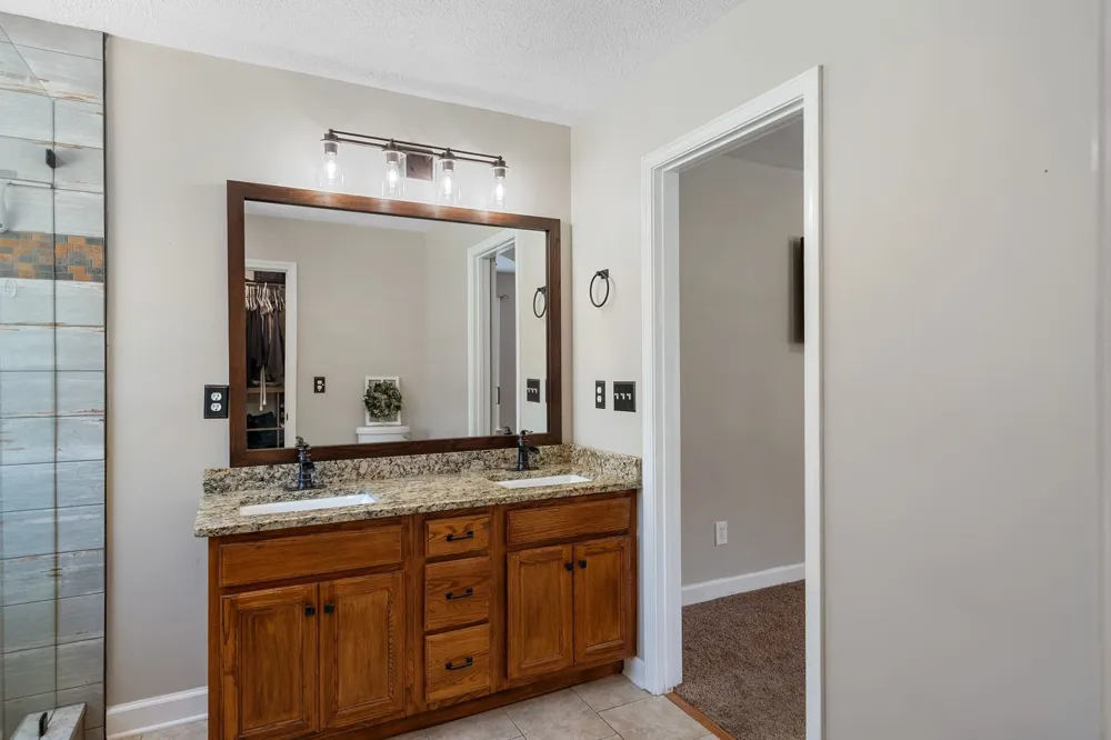 1005 Stratus Dr Murfreesboro, TN 37127