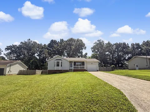 117 Oak Tree Dr