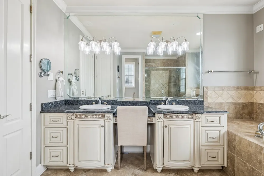 107 Gaston St Gallatin, TN 37066