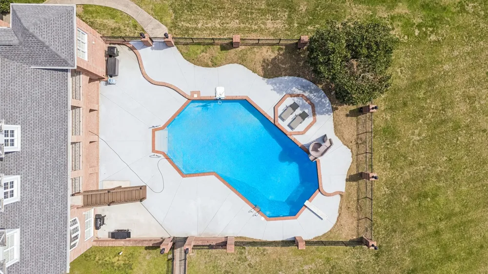 107 Gaston St Gallatin, TN 37066