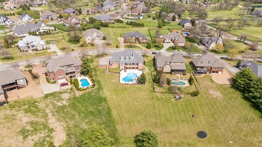 107 Gaston St Gallatin, TN 37066