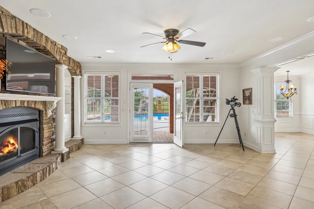 107 Gaston St Gallatin, TN 37066
