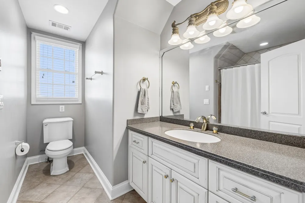 107 Gaston St Gallatin, TN 37066