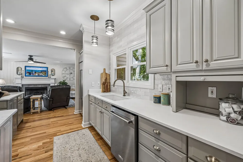 1006 Champion Hills Dr Kingston Springs, TN 37082