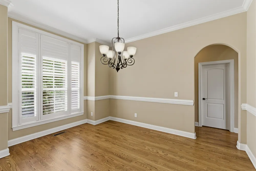 2146 Gorden Xing Gallatin, TN 37066
