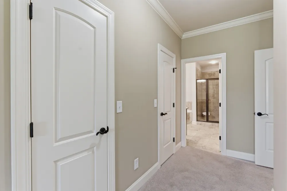 2146 Gorden Xing Gallatin, TN 37066