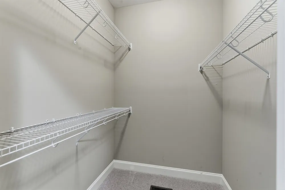 2146 Gorden Xing Gallatin, TN 37066