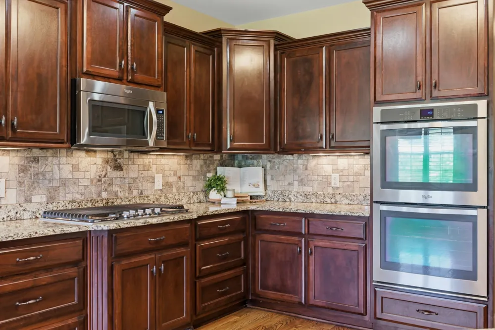 2146 Gorden Xing Gallatin, TN 37066