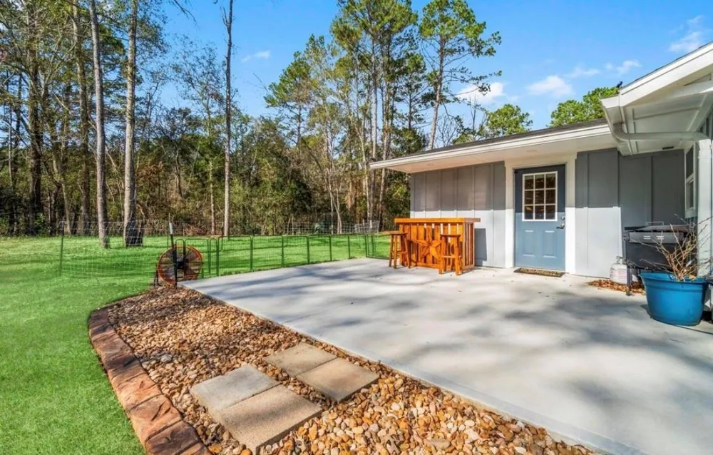 7711 Boars Head Place Montgomery, TX 77316