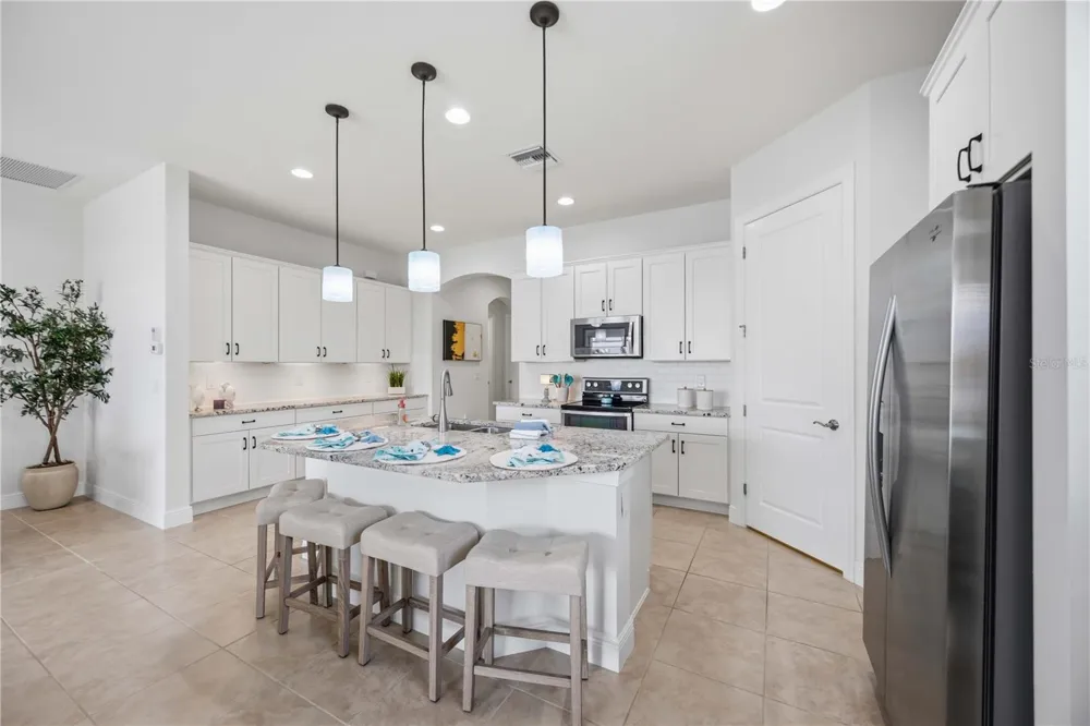 23781 WAVERLY CIRCLE Venice, FL 34293