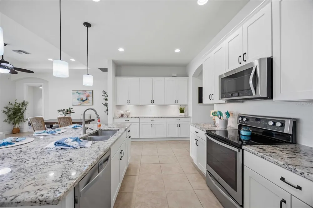 23781 WAVERLY CIRCLE Venice, FL 34293