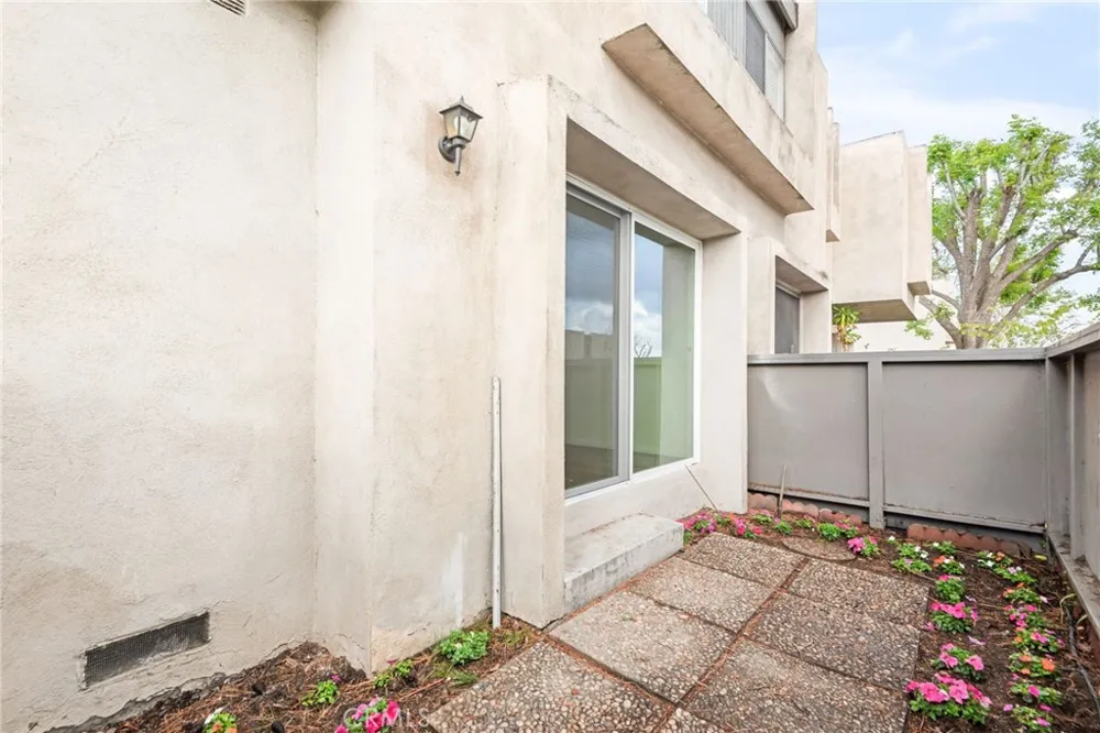 336 Ridge Terrace Ln Montebello, CA 90640