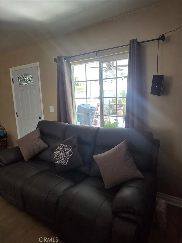 3616 Burton Lynwood, CA 90262
