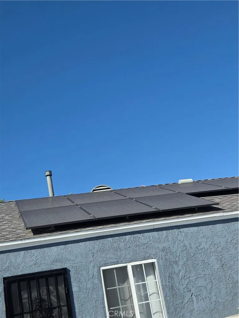 3616 Burton Lynwood, CA 90262