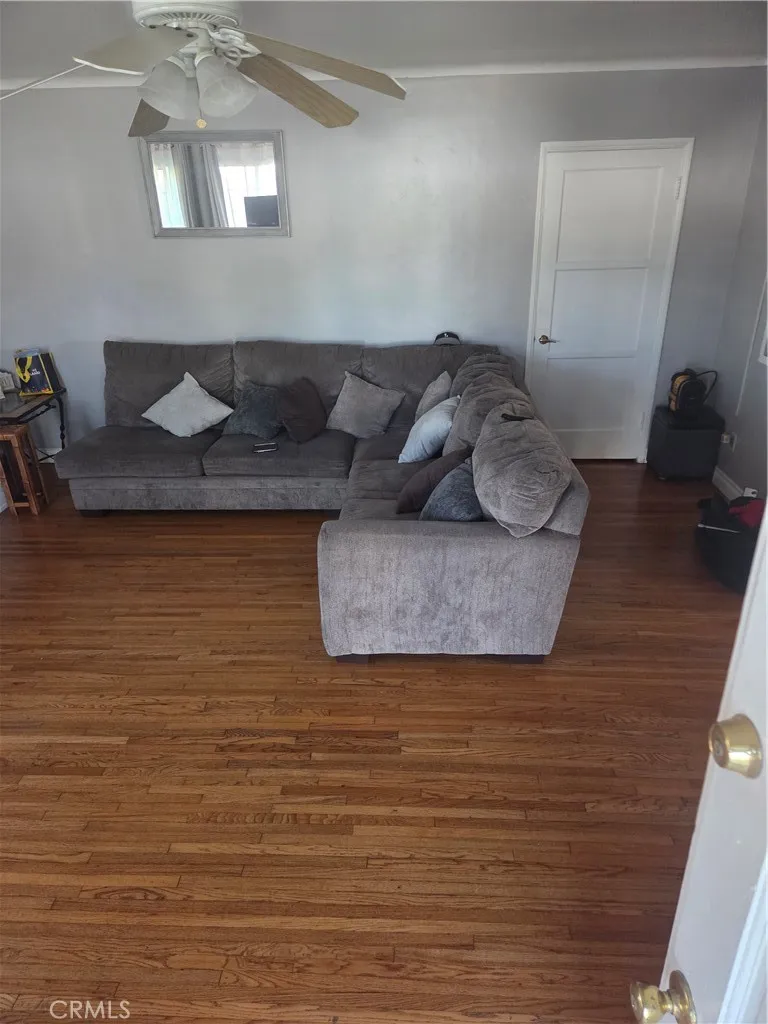 3616 Burton Lynwood, CA 90262