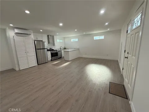 10018 Aqueduct Avenue