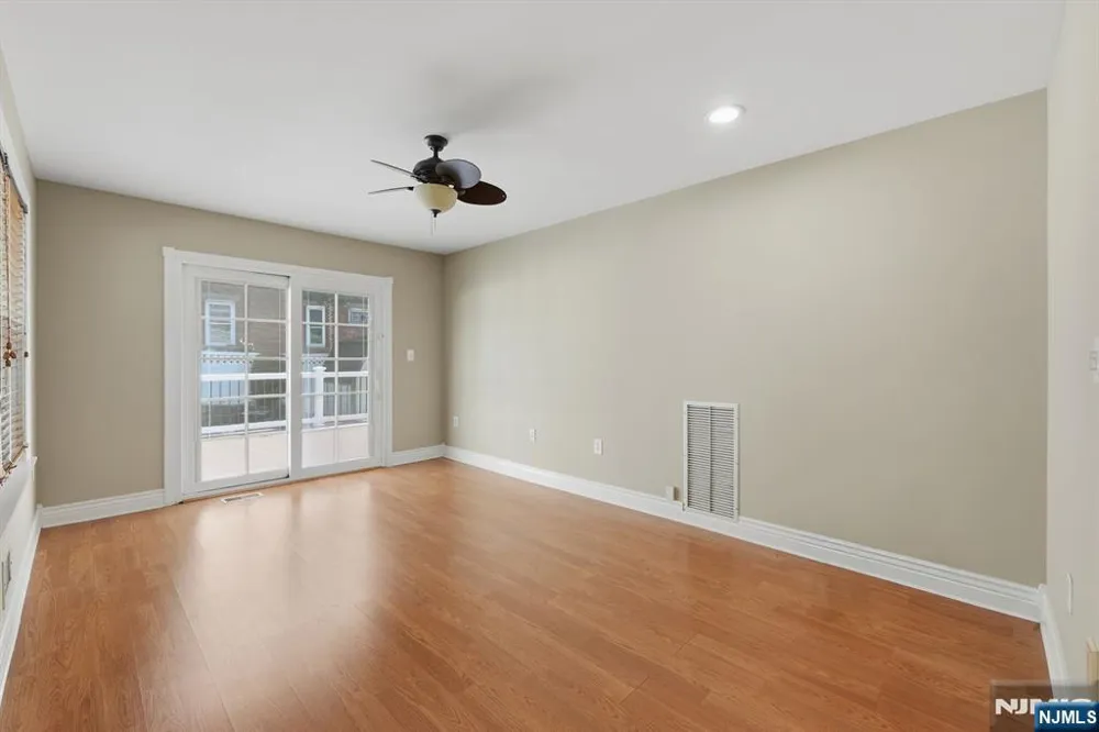 81 Hudson Avenue Ridgefield Park, NJ 07660