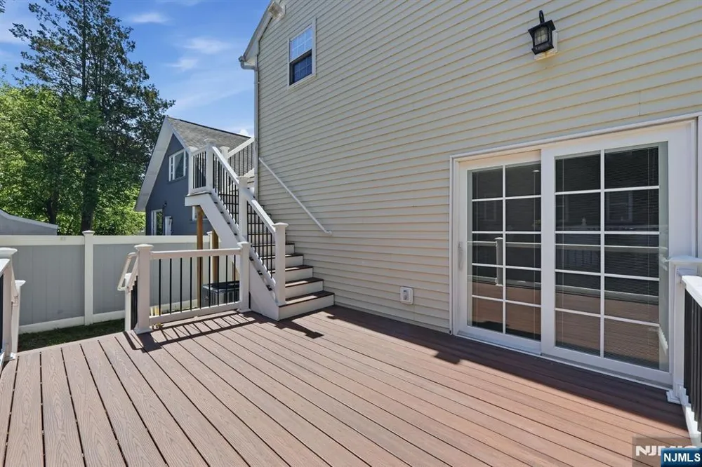 81 Hudson Avenue Ridgefield Park, NJ 07660