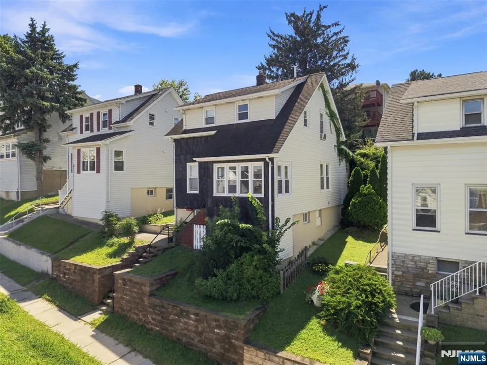36 Sampson Street Garfield, NJ 07026