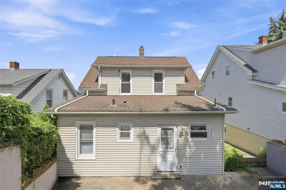 36 Sampson Street Garfield, NJ 07026