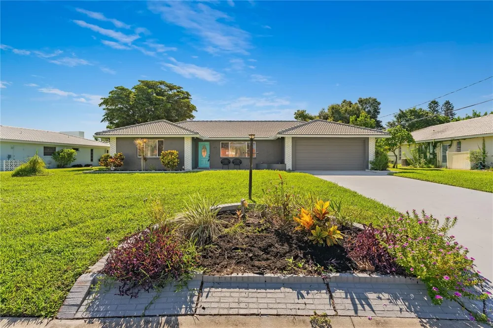 420 SIGNORELLI DRIVE Nokomis, FL 34275