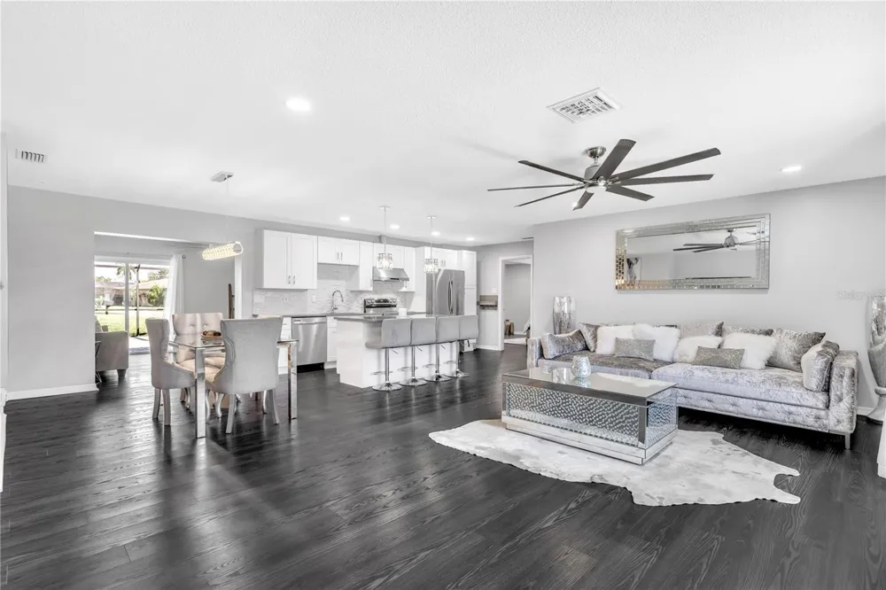 420 SIGNORELLI DRIVE Nokomis, FL 34275