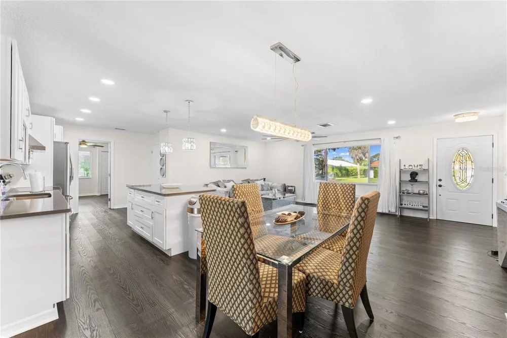420 SIGNORELLI DRIVE Nokomis, FL 34275