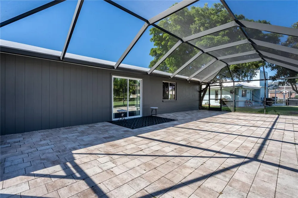 420 SIGNORELLI DRIVE Nokomis, FL 34275