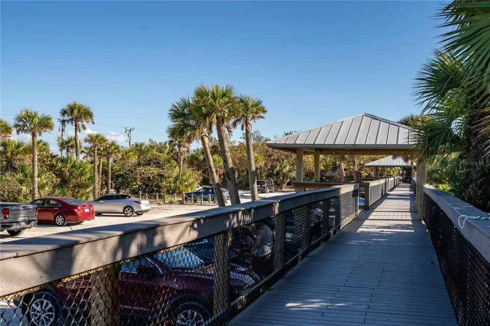 420 SIGNORELLI DRIVE Nokomis, FL 34275