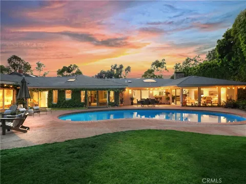 27424 Rainbow Ridge