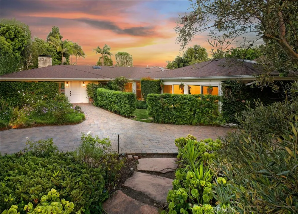 27424 Rainbow Ridge Palos Verdes Peninsula, CA 90274
