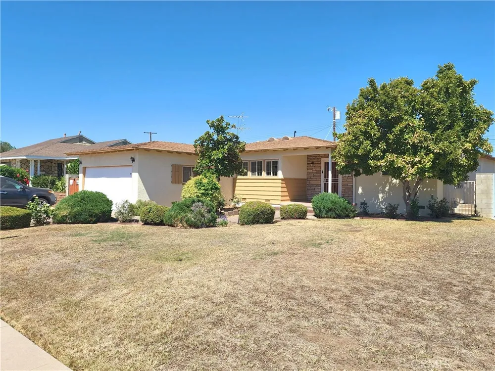 9956 Gaviota Avenue Granada Hills, CA 91343