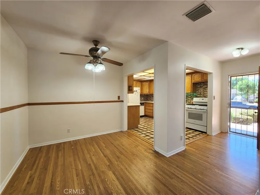 9956 Gaviota Avenue Granada Hills, CA 91343