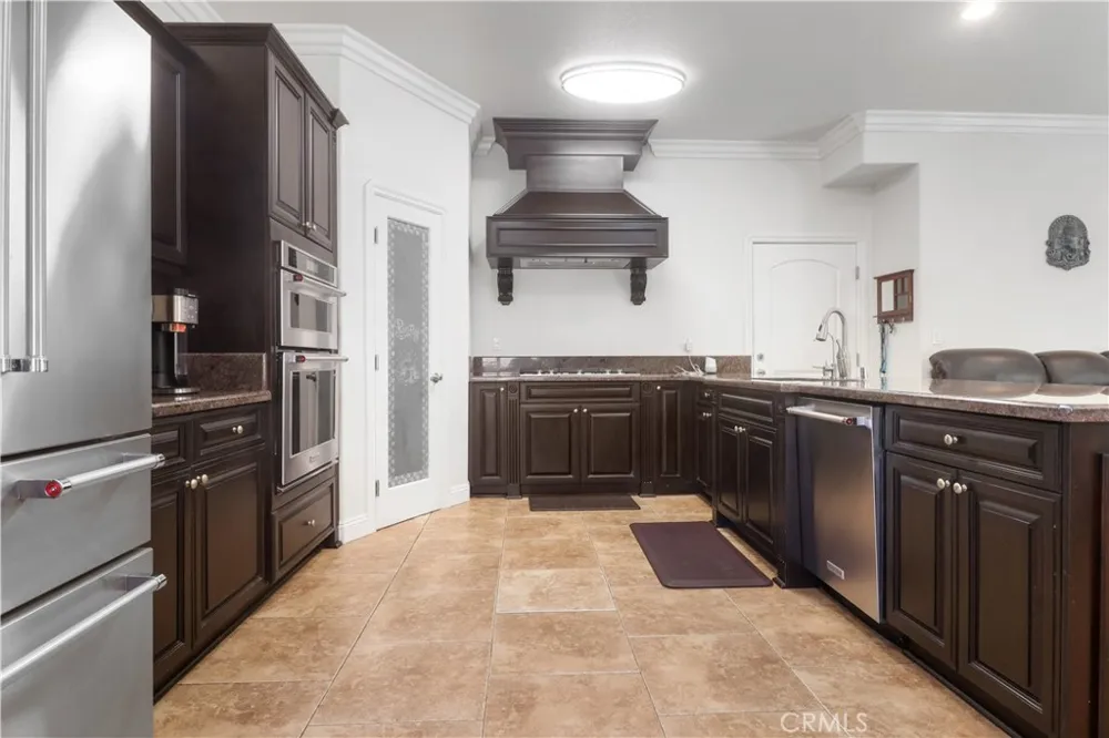 5072 La Palma La Palma, CA 90623