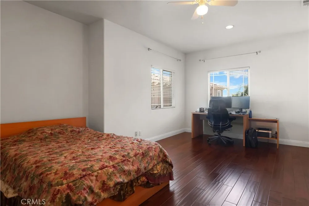 5072 La Palma La Palma, CA 90623