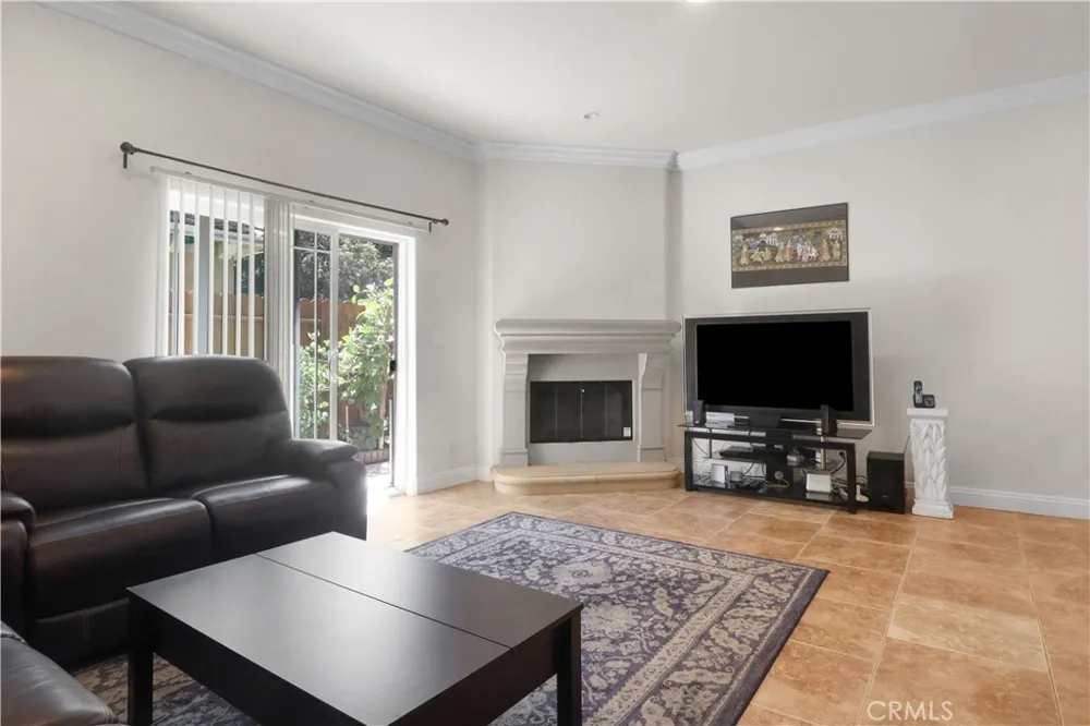5072 La Palma La Palma, CA 90623
